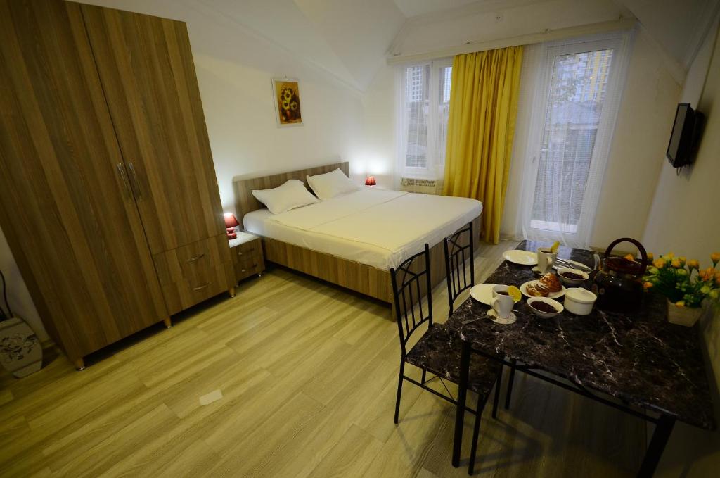 ApartHotel My Home room 6